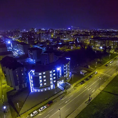 Hotel Perla &